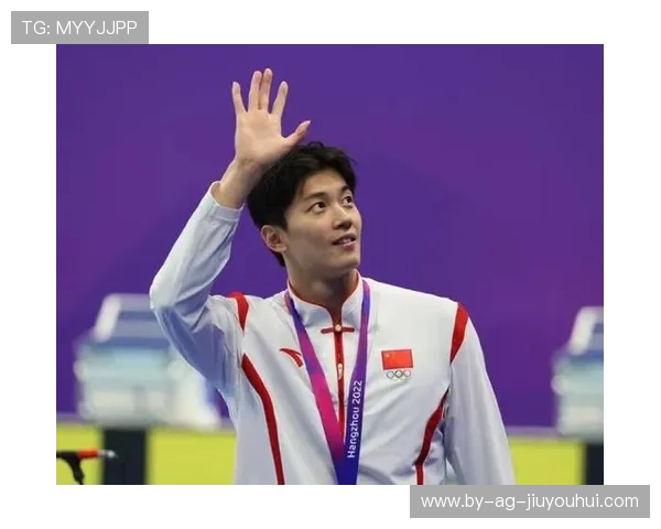 中国足球新星陈康成长之路与赛场奋斗精神全面解析 中国足球新星陈康成长之路与赛场奋斗精神全面解析